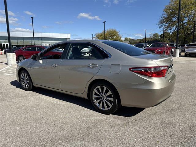 used 2015 Toyota Camry Hybrid car, priced at $15,995