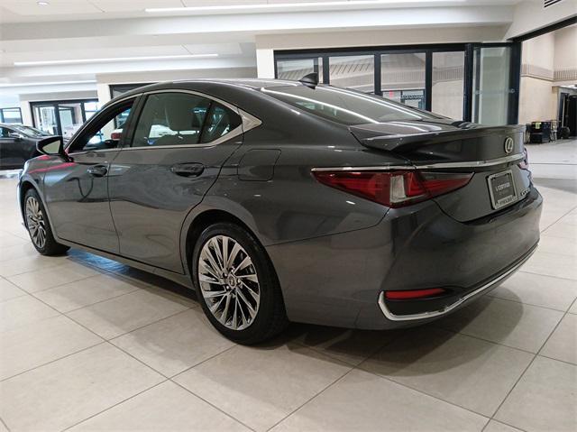 used 2024 Lexus ES 300h car, priced at $53,995