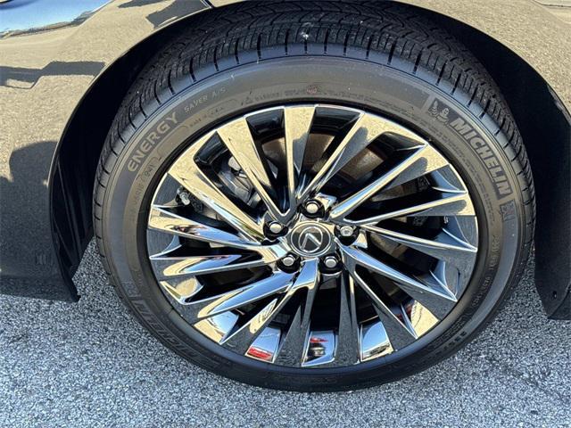 used 2025 Lexus ES 300h car, priced at $53,995