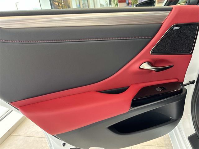 new 2025 Lexus ES 350 car, priced at $54,245