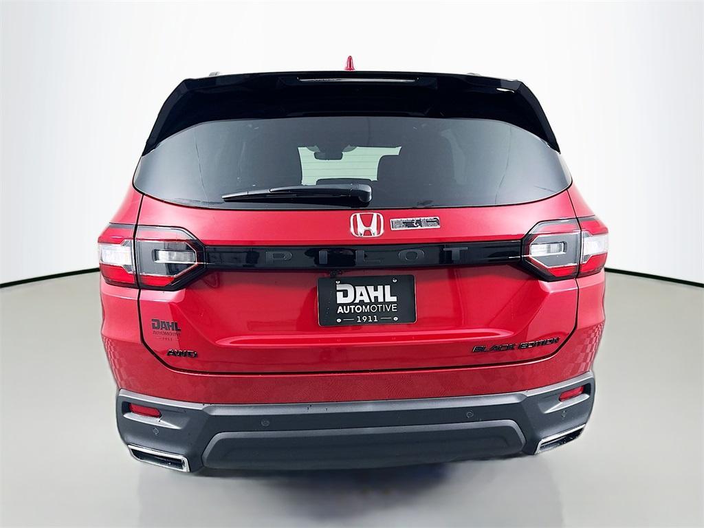new 2025 Honda Pilot car, priced at $55,985