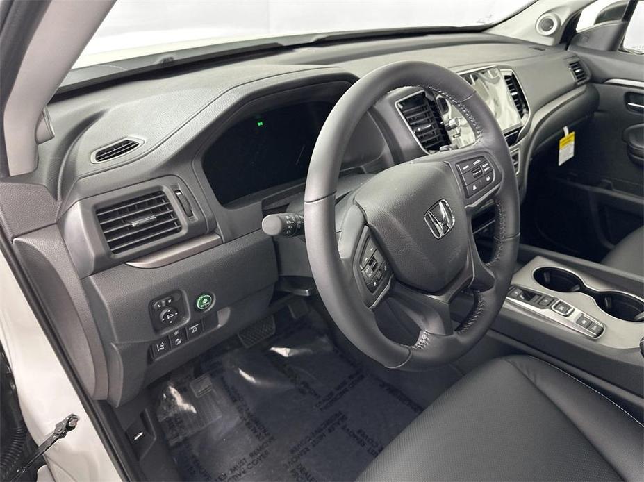 new 2025 Honda Ridgeline car, priced at $44,330