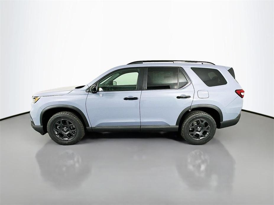 new 2025 Honda Pilot car, priced at $48,159