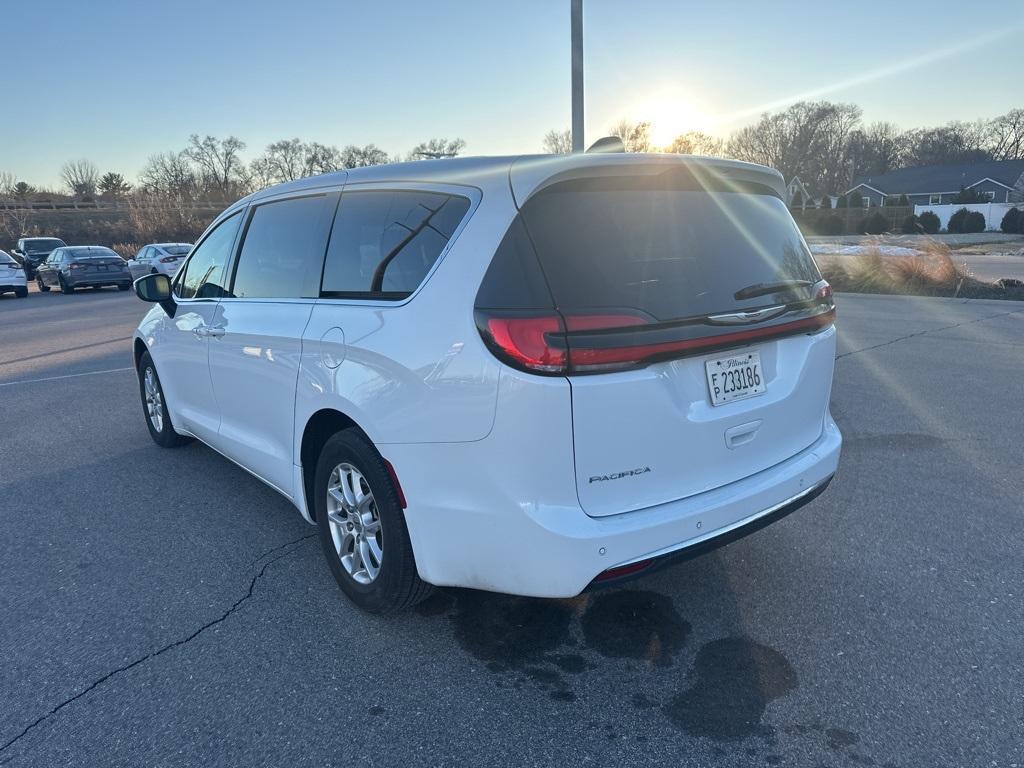 used 2023 Chrysler Pacifica car, priced at $24,637