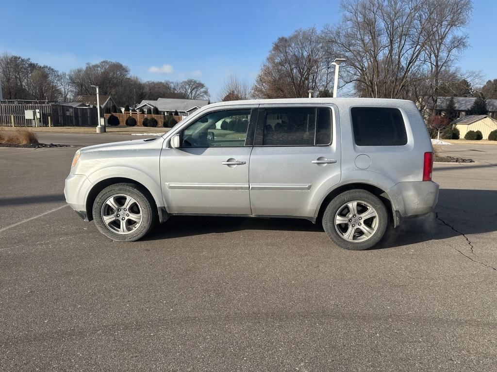 used 2013 Honda Pilot car, priced at $7,995