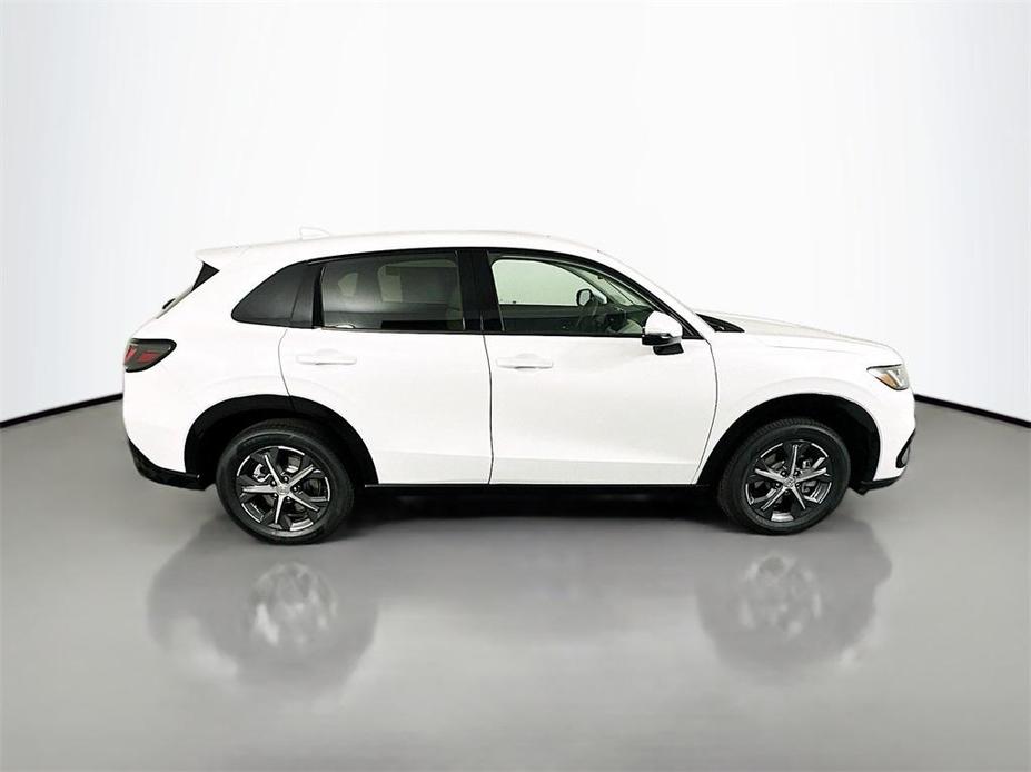 new 2025 Honda HR-V car, priced at $31,327