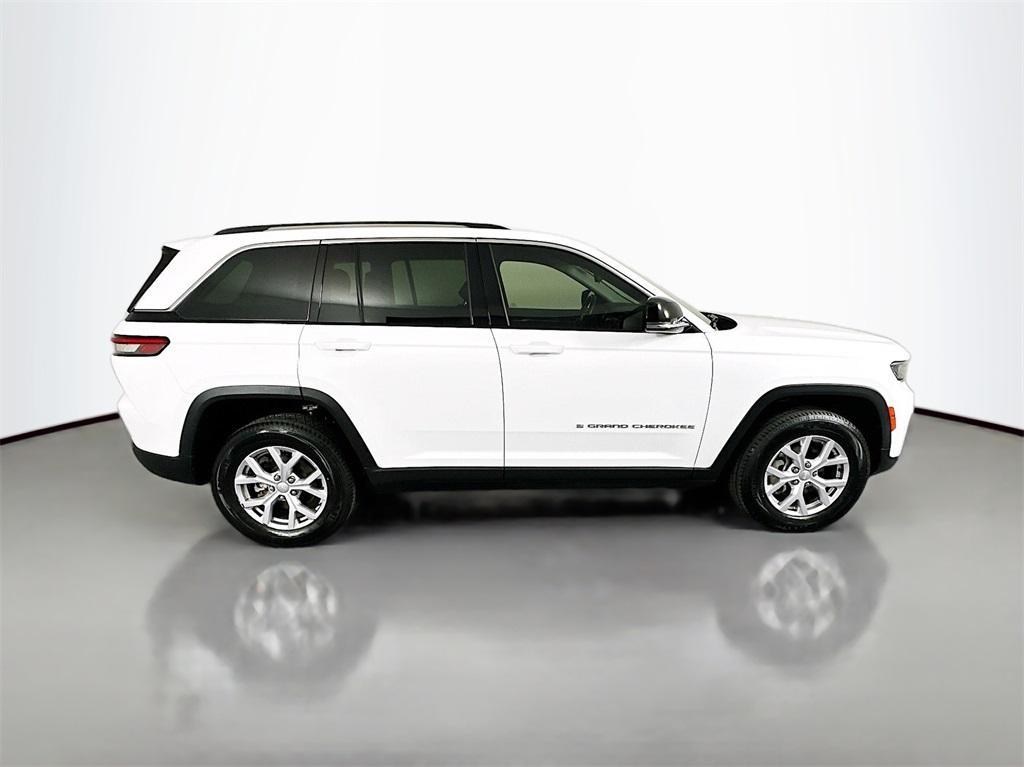 used 2022 Jeep Grand Cherokee car, priced at $29,845