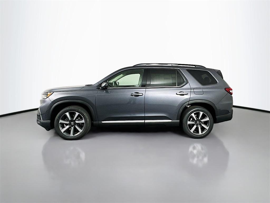 new 2025 Honda Pilot car, priced at $54,030