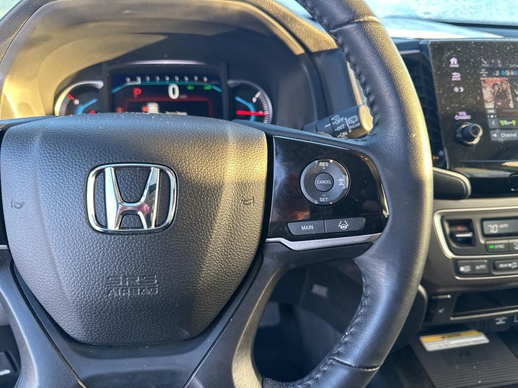 used 2022 Honda Pilot car, priced at $33,990