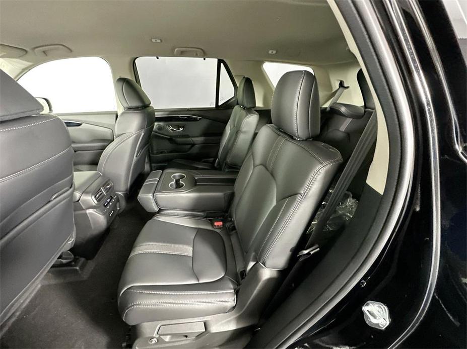 new 2025 Honda Pilot car, priced at $45,995