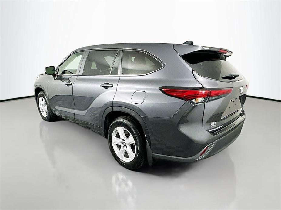 used 2023 Toyota Highlander car, priced at $34,778