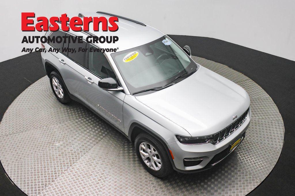 used 2022 Jeep Grand Cherokee car, priced at $26,990