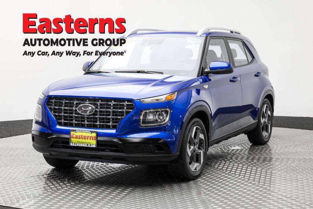 used 2022 Hyundai Venue car, priced at $15,990