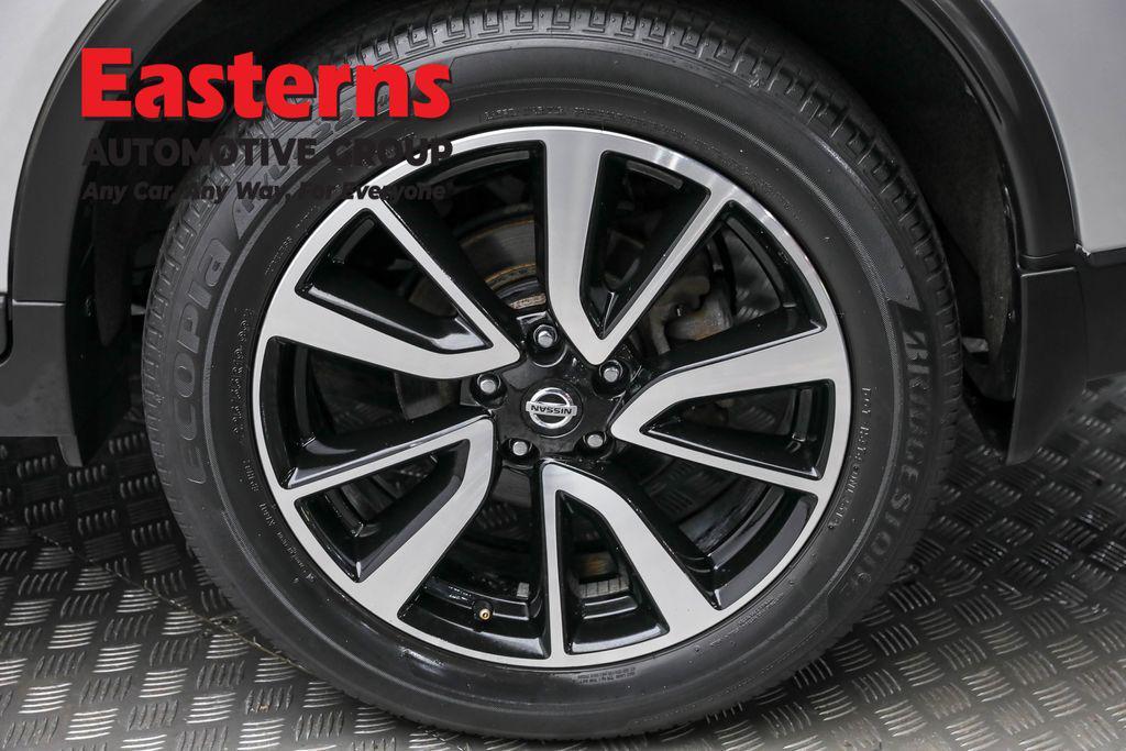 used 2020 Nissan Rogue car, priced at $19,950