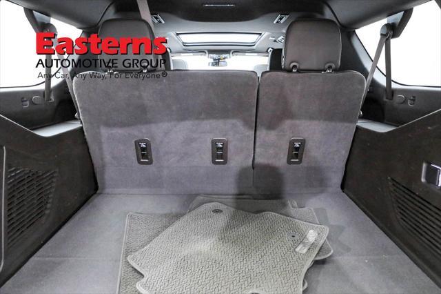 used 2024 GMC Yukon XL car, priced at $61,950