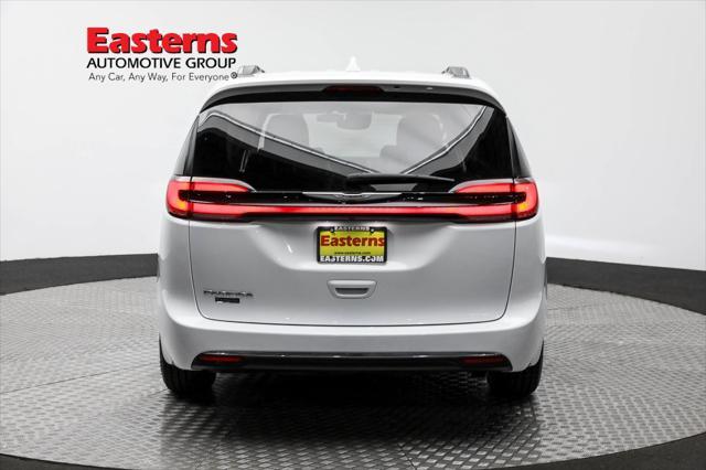 used 2022 Chrysler Pacifica car, priced at $21,850