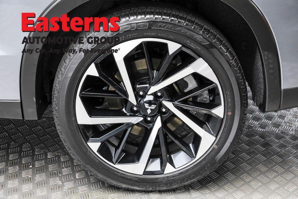 used 2024 Mitsubishi Outlander car, priced at $24,490