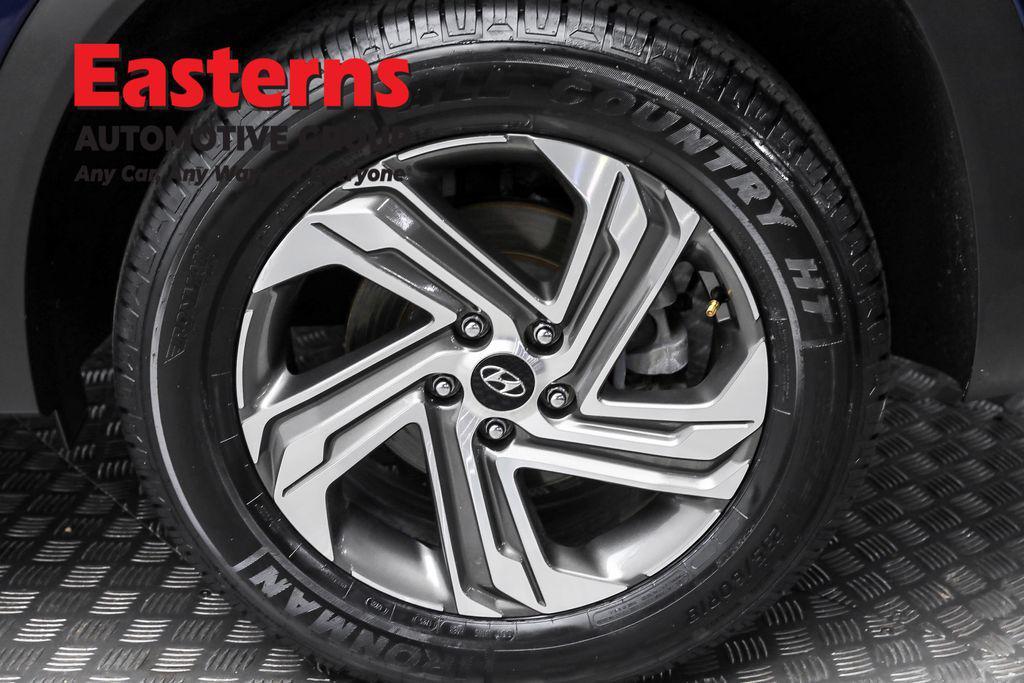 used 2022 Hyundai Santa Fe car, priced at $21,375