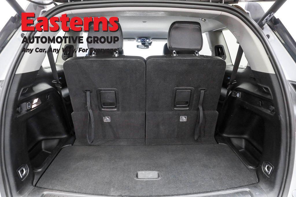 used 2023 Jeep Grand Cherokee L car, priced at $28,950