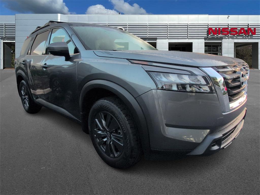 new 2025 Nissan Pathfinder car, priced at $35,002