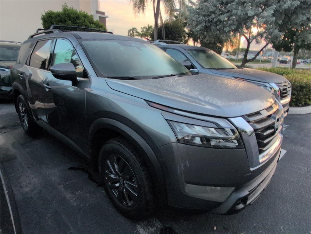 new 2025 Nissan Pathfinder car, priced at $35,002