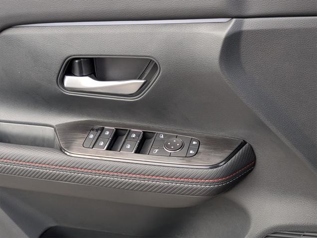 new 2025 Nissan Kicks car, priced at $27,312