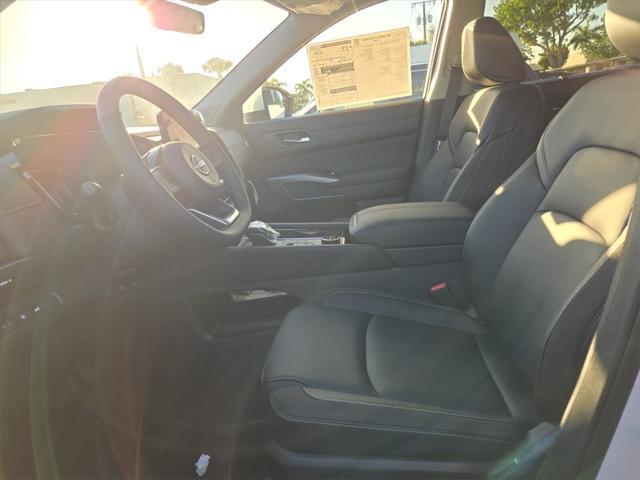 new 2025 Nissan Pathfinder car, priced at $46,005