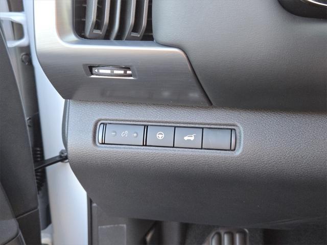 new 2025 Nissan Pathfinder car, priced at $46,005