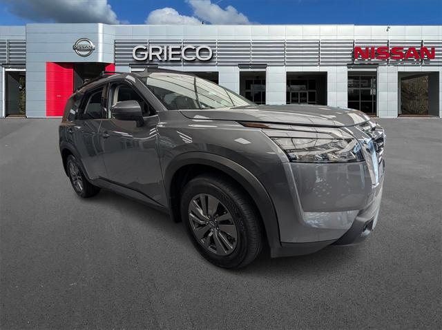 new 2025 Nissan Pathfinder car, priced at $40,081