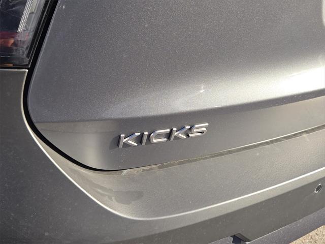 new 2025 Nissan Kicks car, priced at $24,452