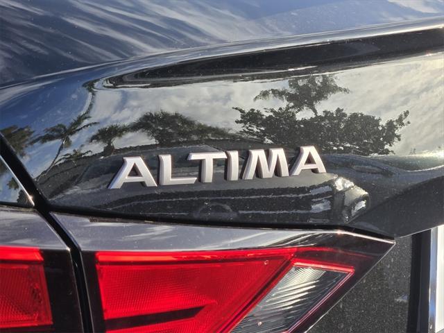 new 2025 Nissan Altima car, priced at $27,283