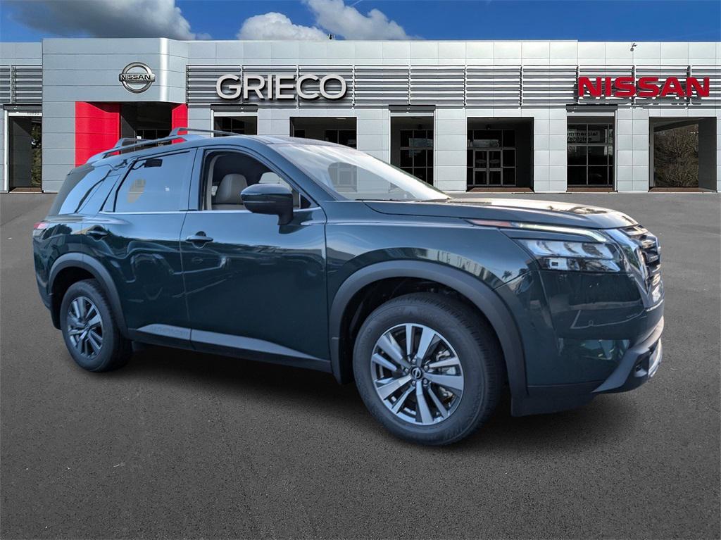 new 2025 Nissan Pathfinder car, priced at $40,821