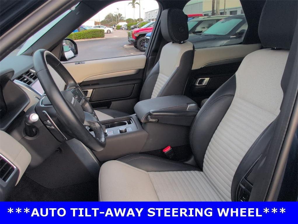 used 2022 Land Rover Discovery car, priced at $36,837