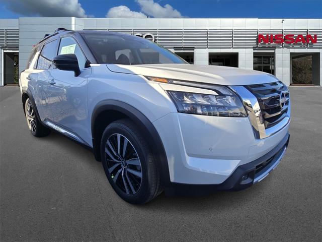 new 2025 Nissan Pathfinder car, priced at $49,104