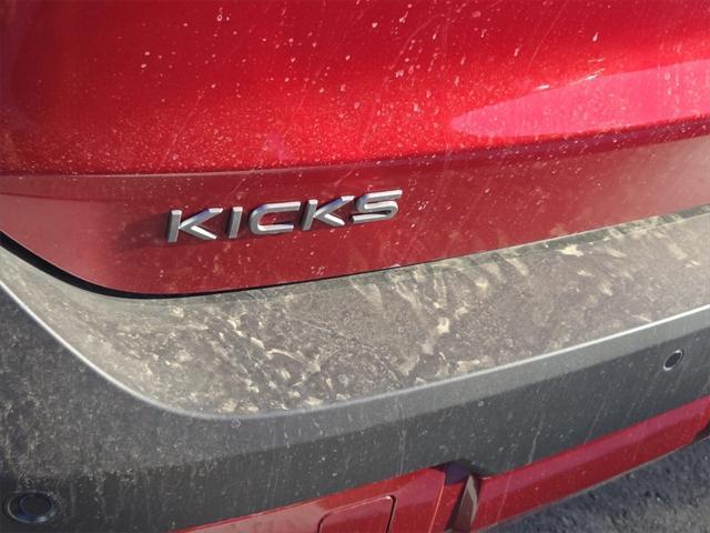 new 2025 Nissan Kicks car, priced at $27,380