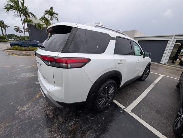new 2025 Nissan Pathfinder car, priced at $44,645