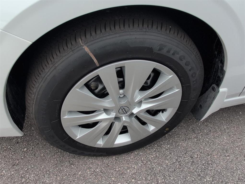 new 2025 Nissan Sentra car, priced at $22,092