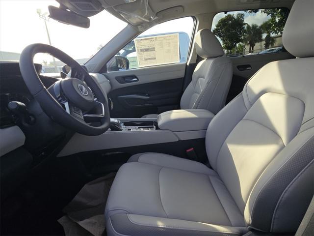 new 2025 Nissan Pathfinder car, priced at $44,570