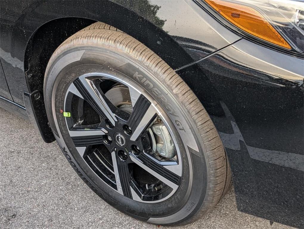 new 2025 Nissan Sentra car, priced at $21,695