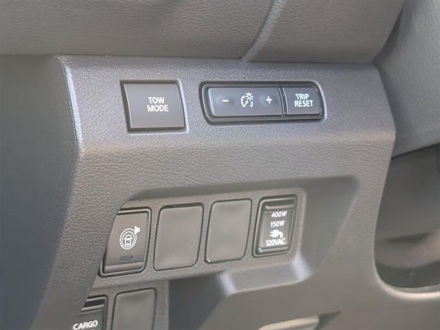 new 2025 Nissan Frontier car, priced at $34,929