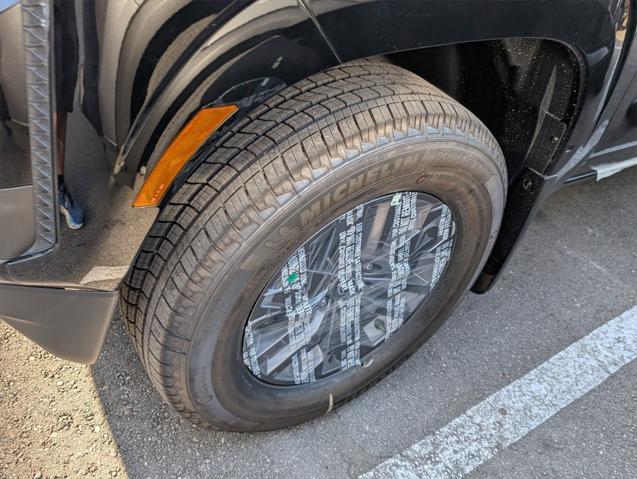 new 2025 Nissan Frontier car, priced at $34,929