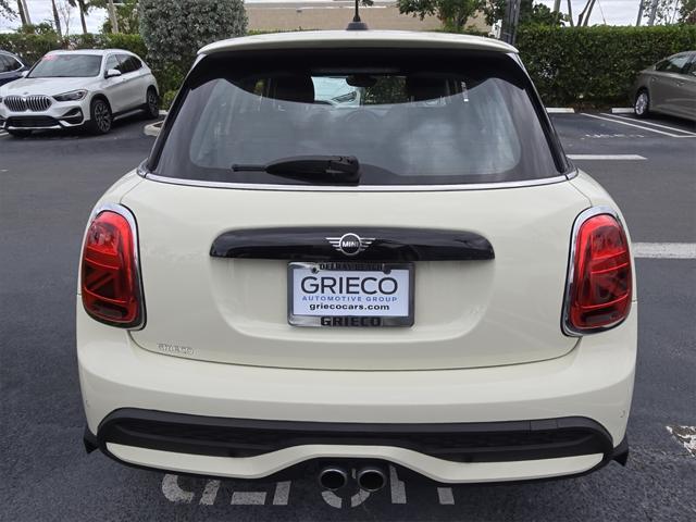 used 2022 MINI Hardtop car, priced at $23,998