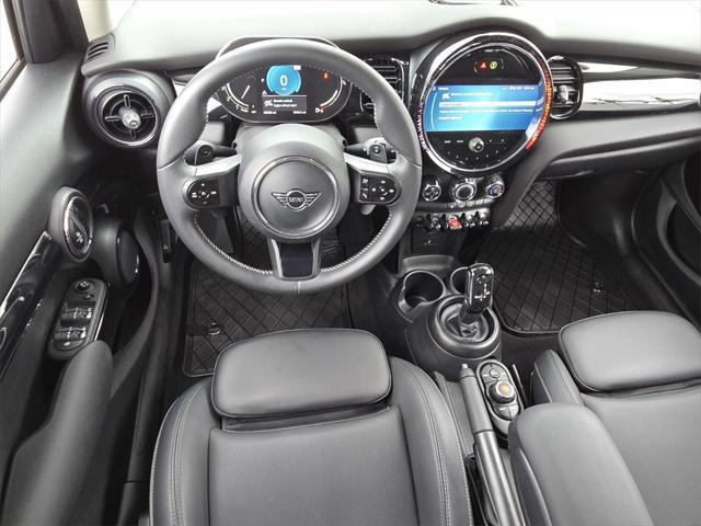 used 2022 MINI Hardtop car, priced at $23,998