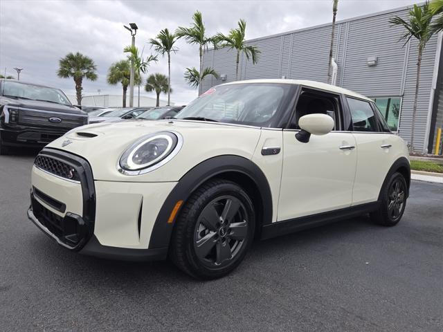 used 2022 MINI Hardtop car, priced at $23,998