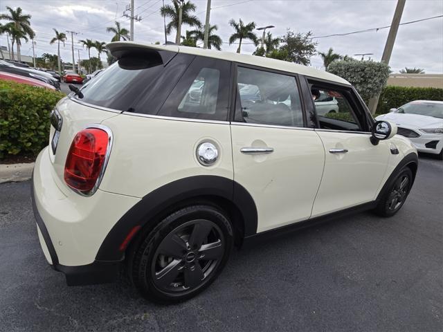 used 2022 MINI Hardtop car, priced at $23,998