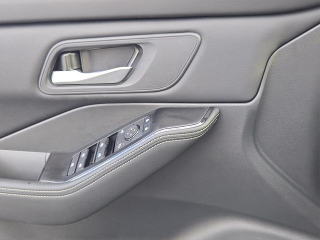 new 2025 Nissan Rogue car, priced at $29,485