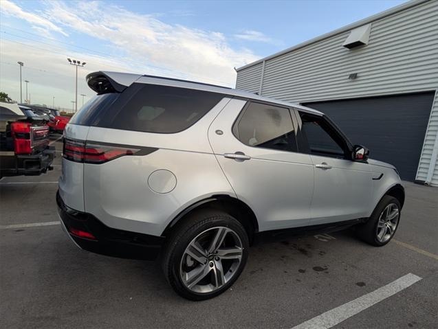 used 2022 Land Rover Discovery car, priced at $39,444