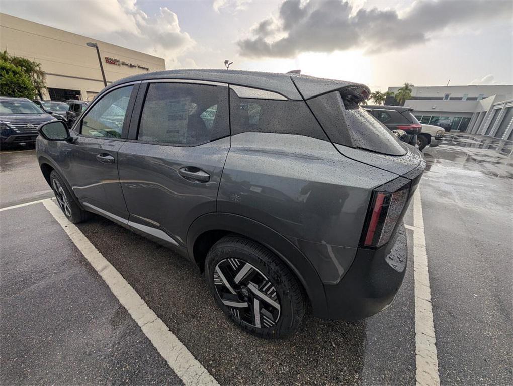 new 2025 Nissan Kicks car, priced at $23,423