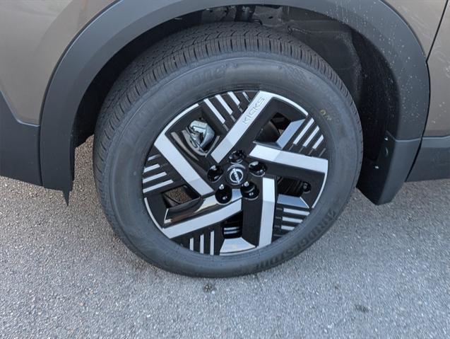 new 2025 Nissan Kicks car, priced at $24,059