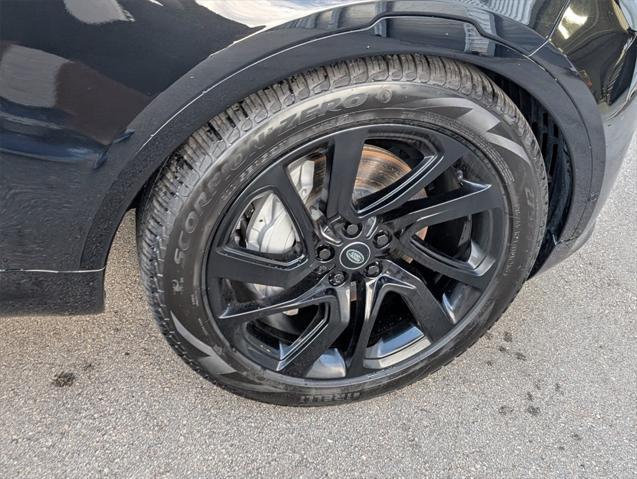 used 2023 Land Rover Discovery car, priced at $36,994